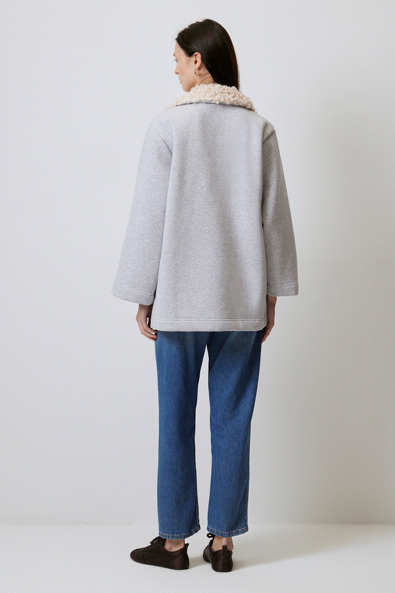 YAKASI KÜRKLÜ SWEATSHIRT
