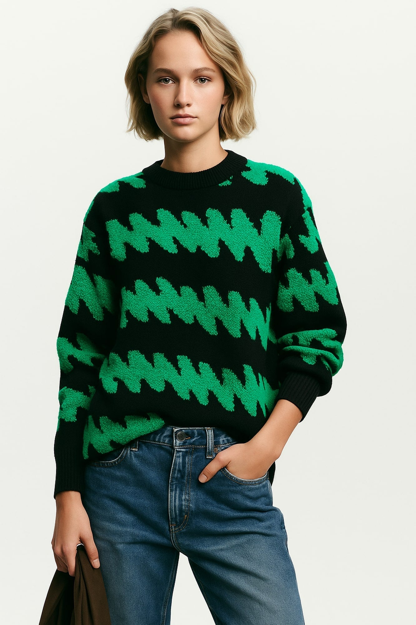 OVERSIZE BİSİKLET YAKA DESENLİ KAZAK