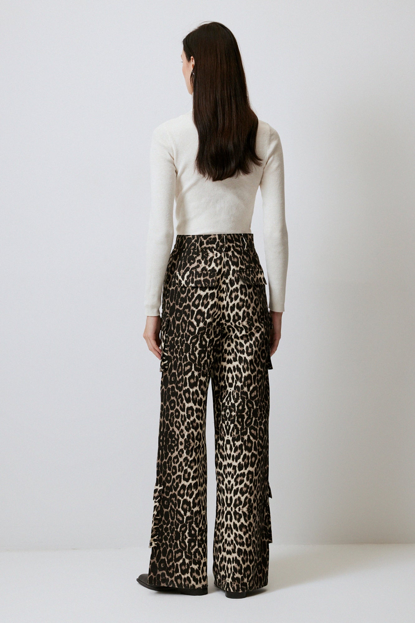%100 PAMUKLU LEOPAR DESENLİ KARGO PANTOLON