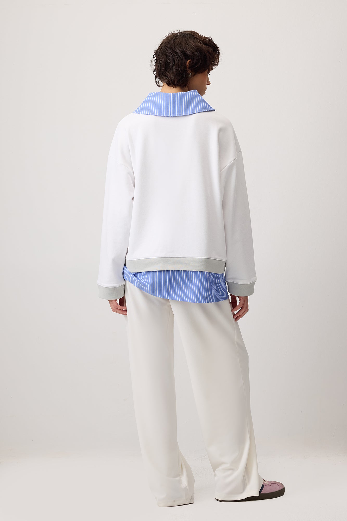 KONTRAST ÇİZGİLİ SWEATSHIRT