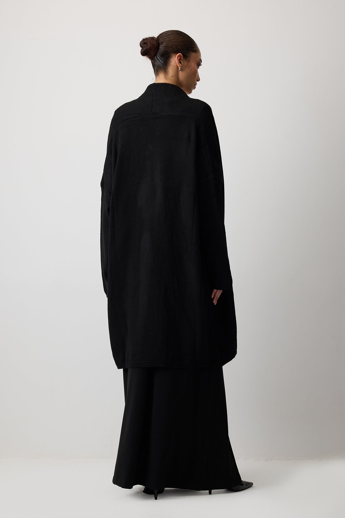 CEPLİ OVERSIZE TRİKO HIRKA