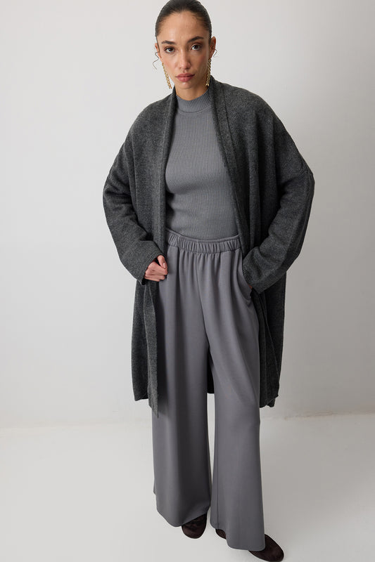 CEPLİ OVERSIZE TRİKO HIRKA