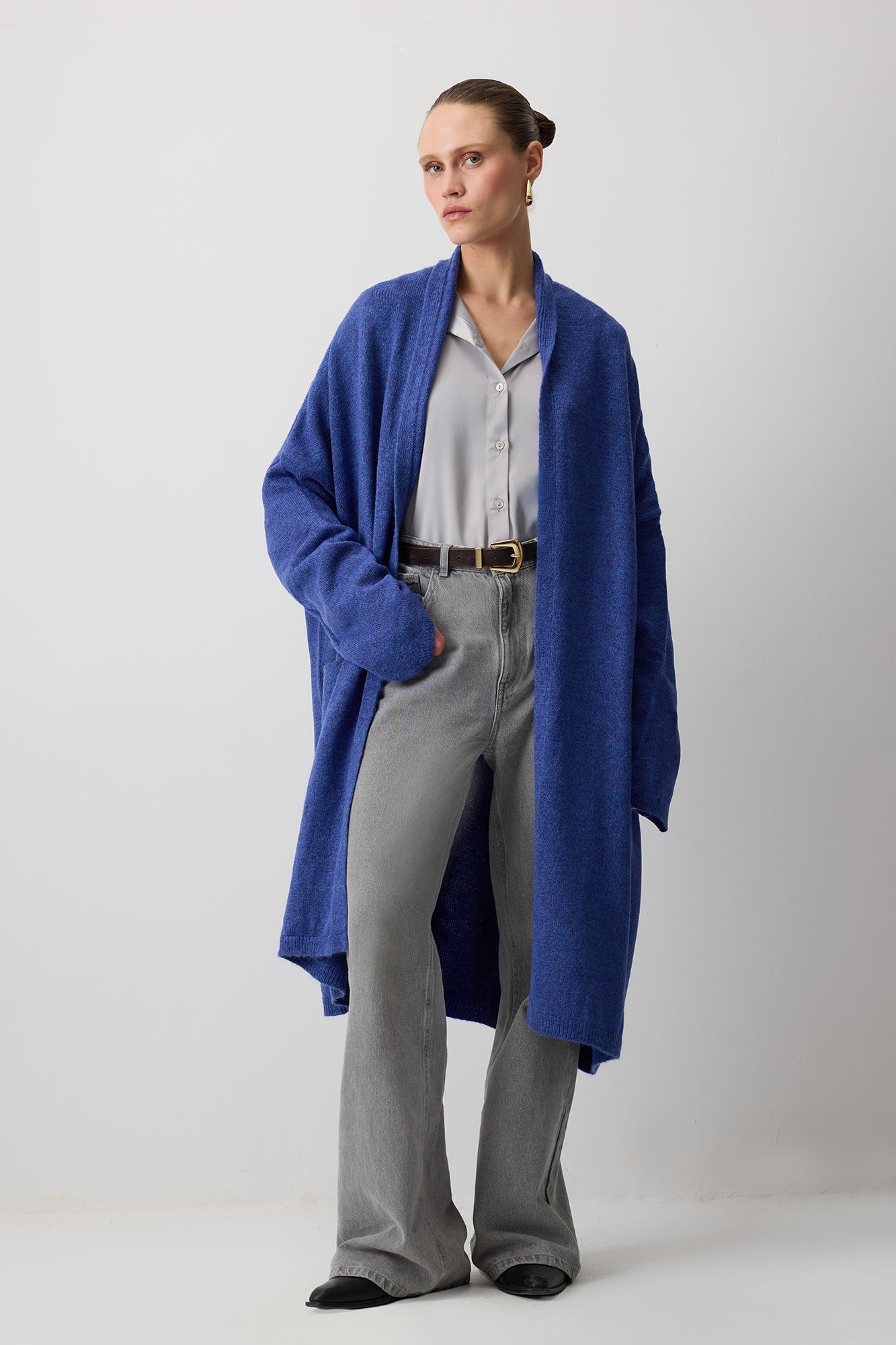 CEPLİ OVERSIZE TRİKO HIRKA