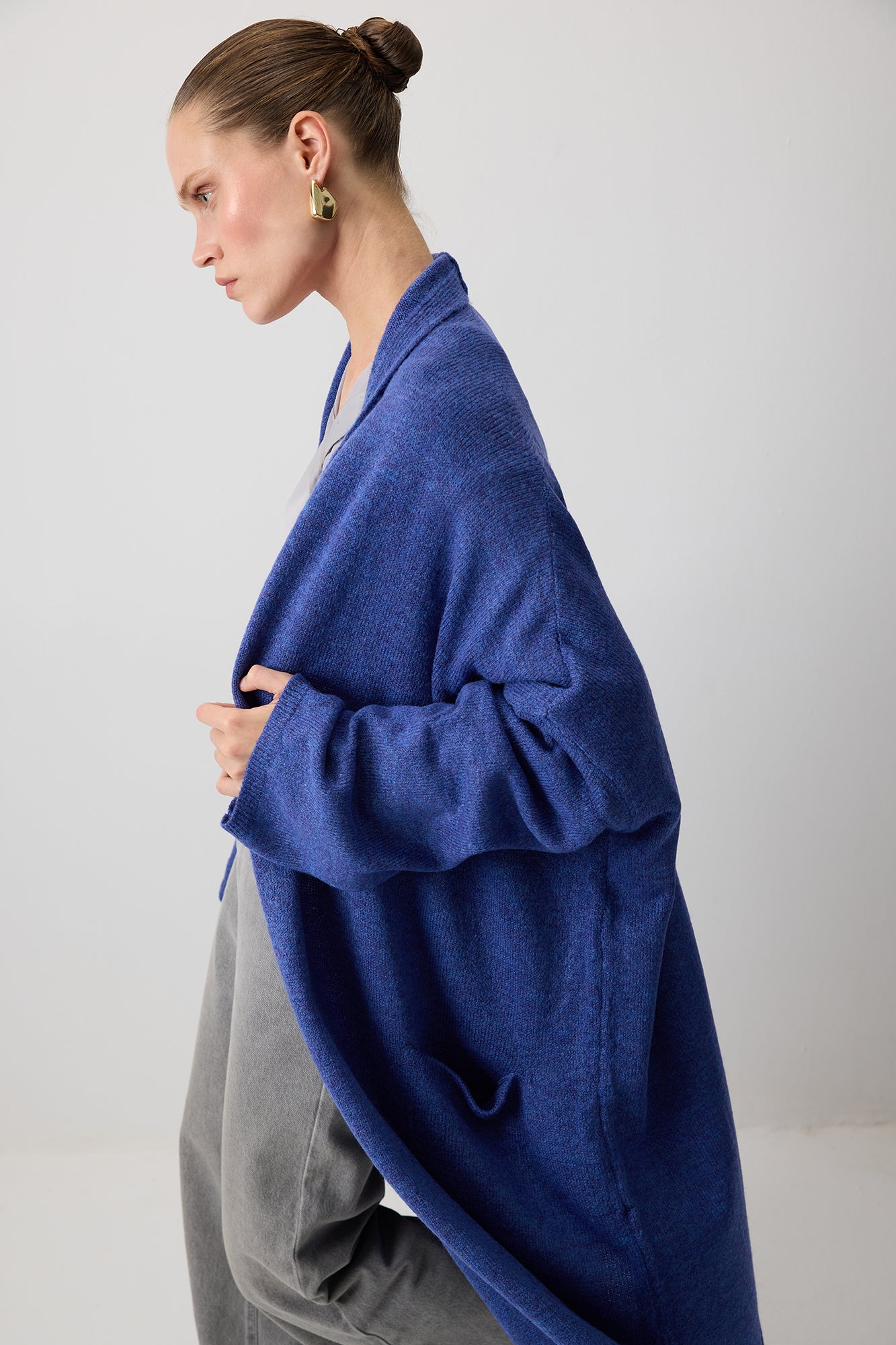 CEPLİ OVERSIZE TRİKO HIRKA
