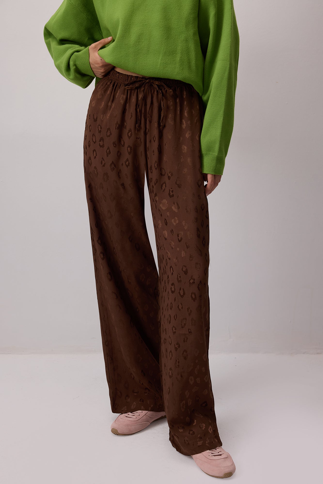 LEOPAR DESENLİ JAKAR PANTOLON