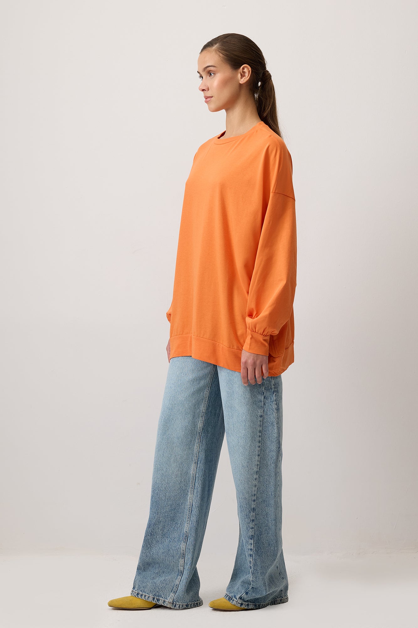 UZUN KOLLU BASIC T-SHIRT