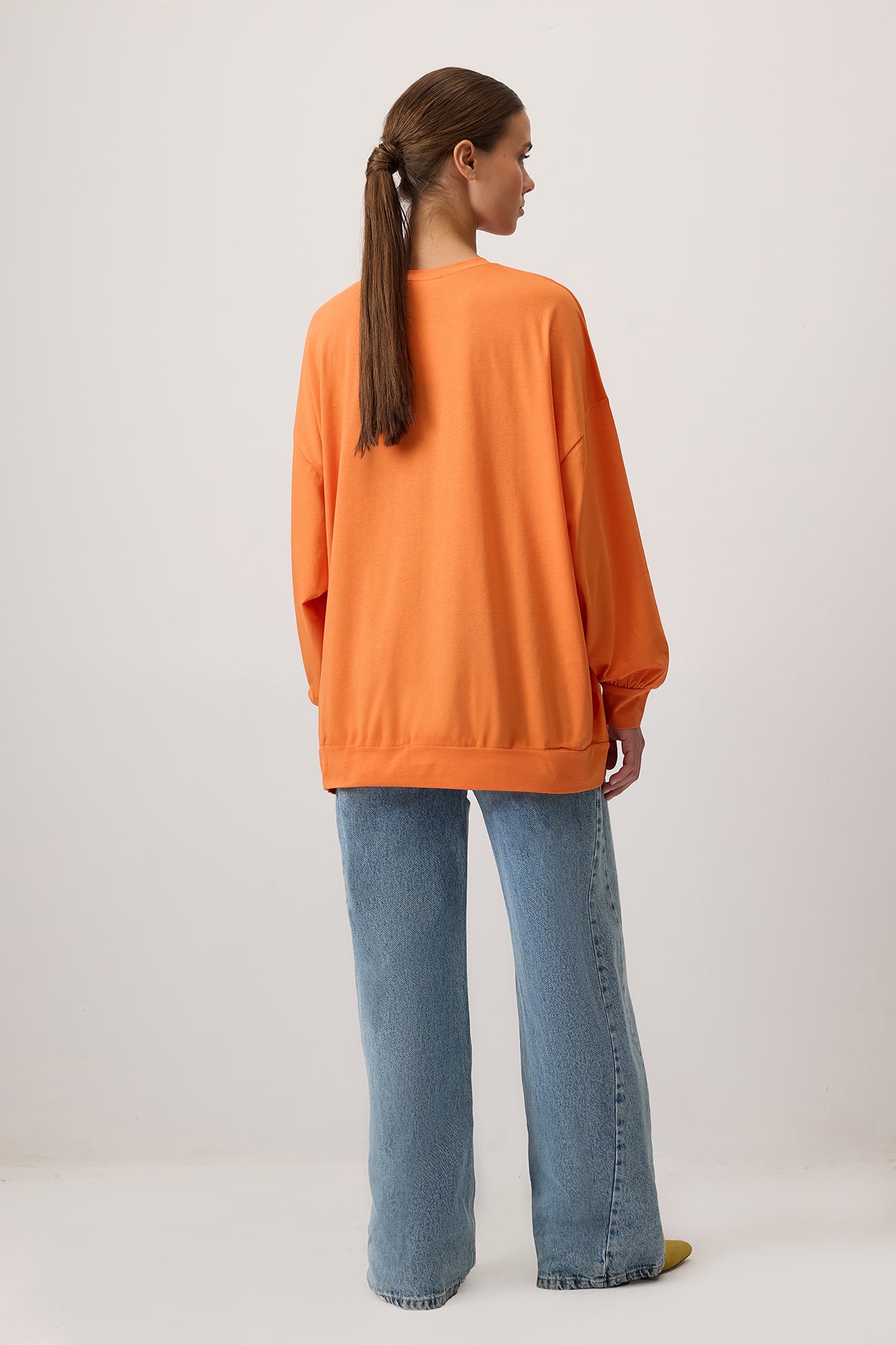 UZUN KOLLU BASIC T-SHIRT