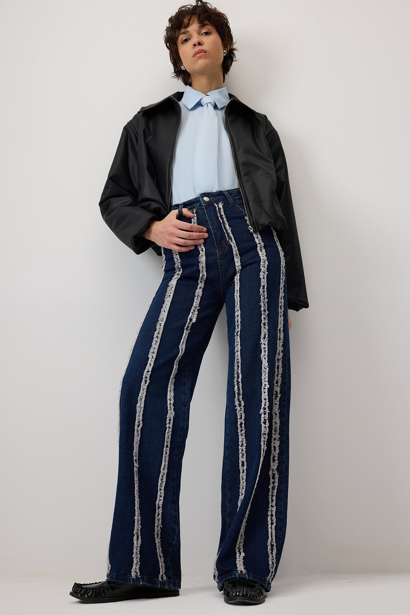 PÜSKÜLLÜ PARÇALI DENIM PANTOLON