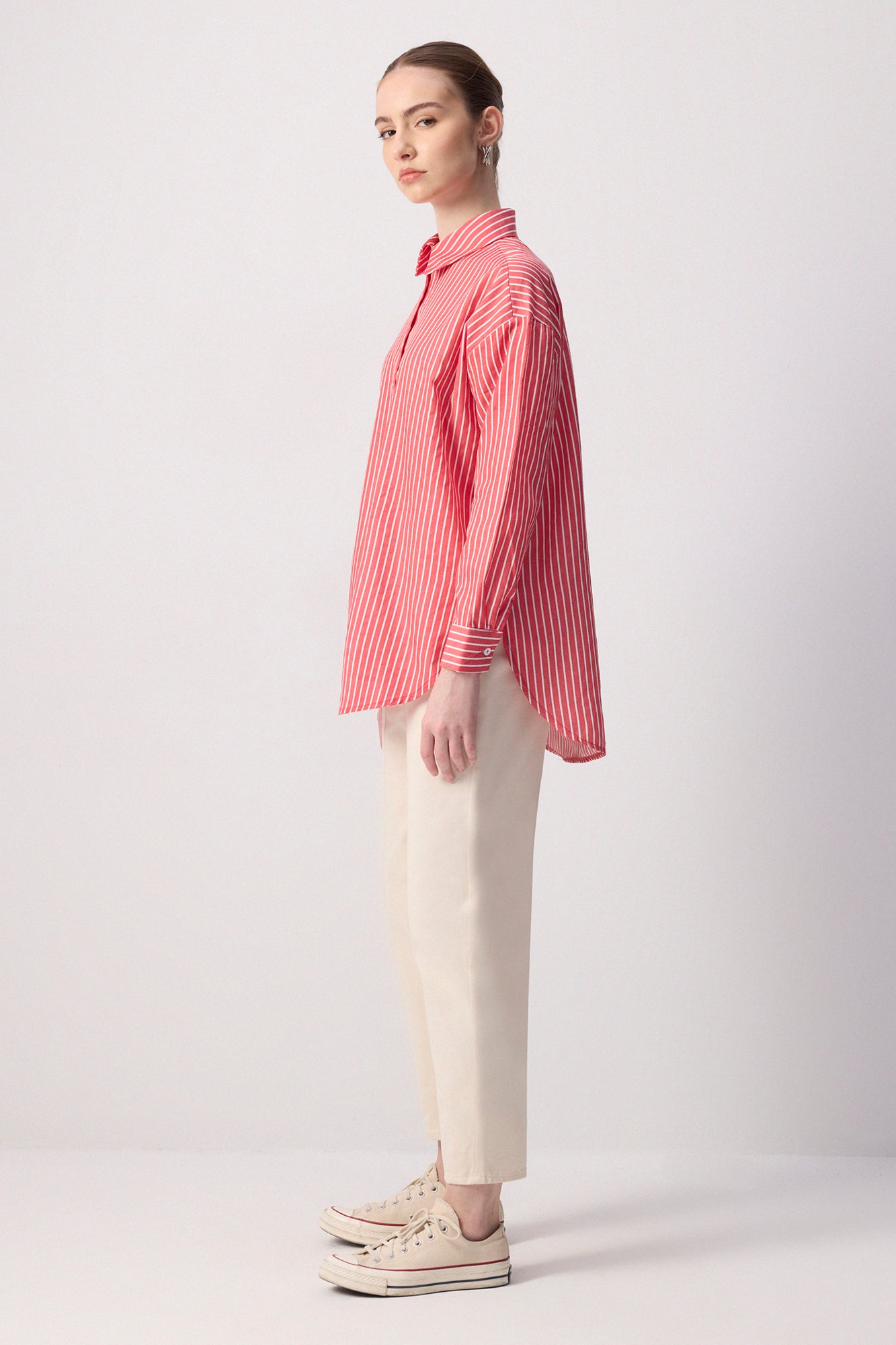 İNCE ÇİZGİLİ OVERSIZE GÖMLEK