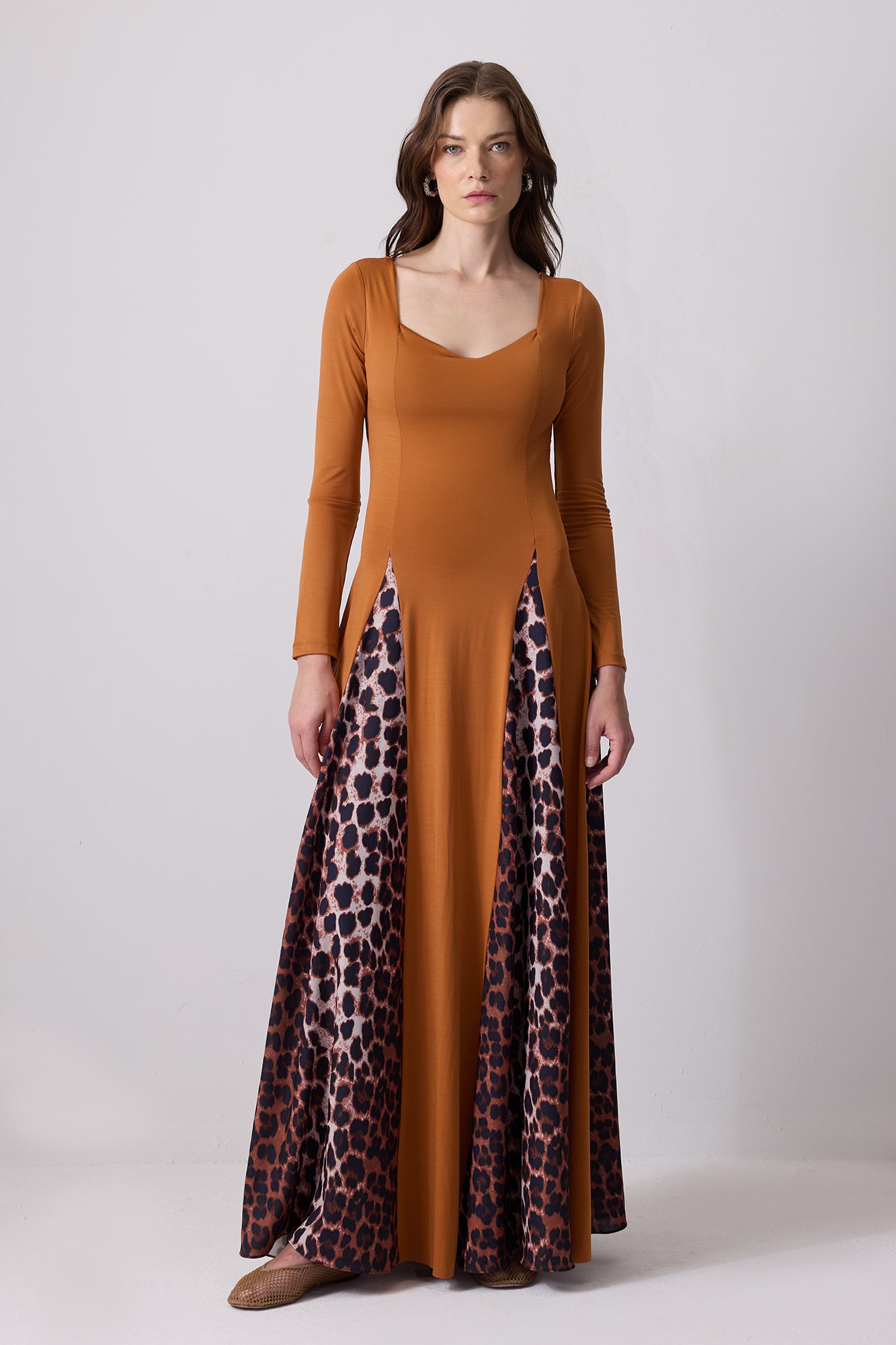 LEOPAR DESEN PİLELİ ELBİSE