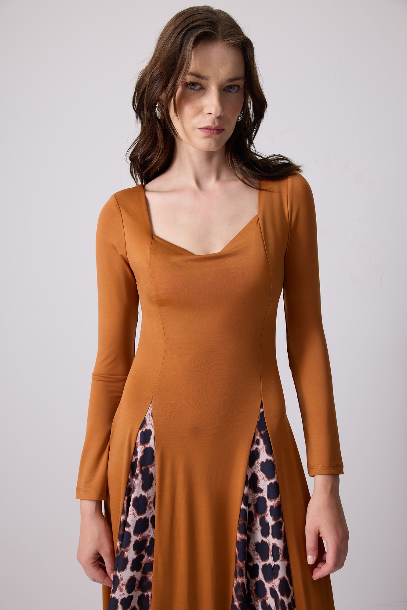 LEOPAR DESEN PİLELİ ELBİSE