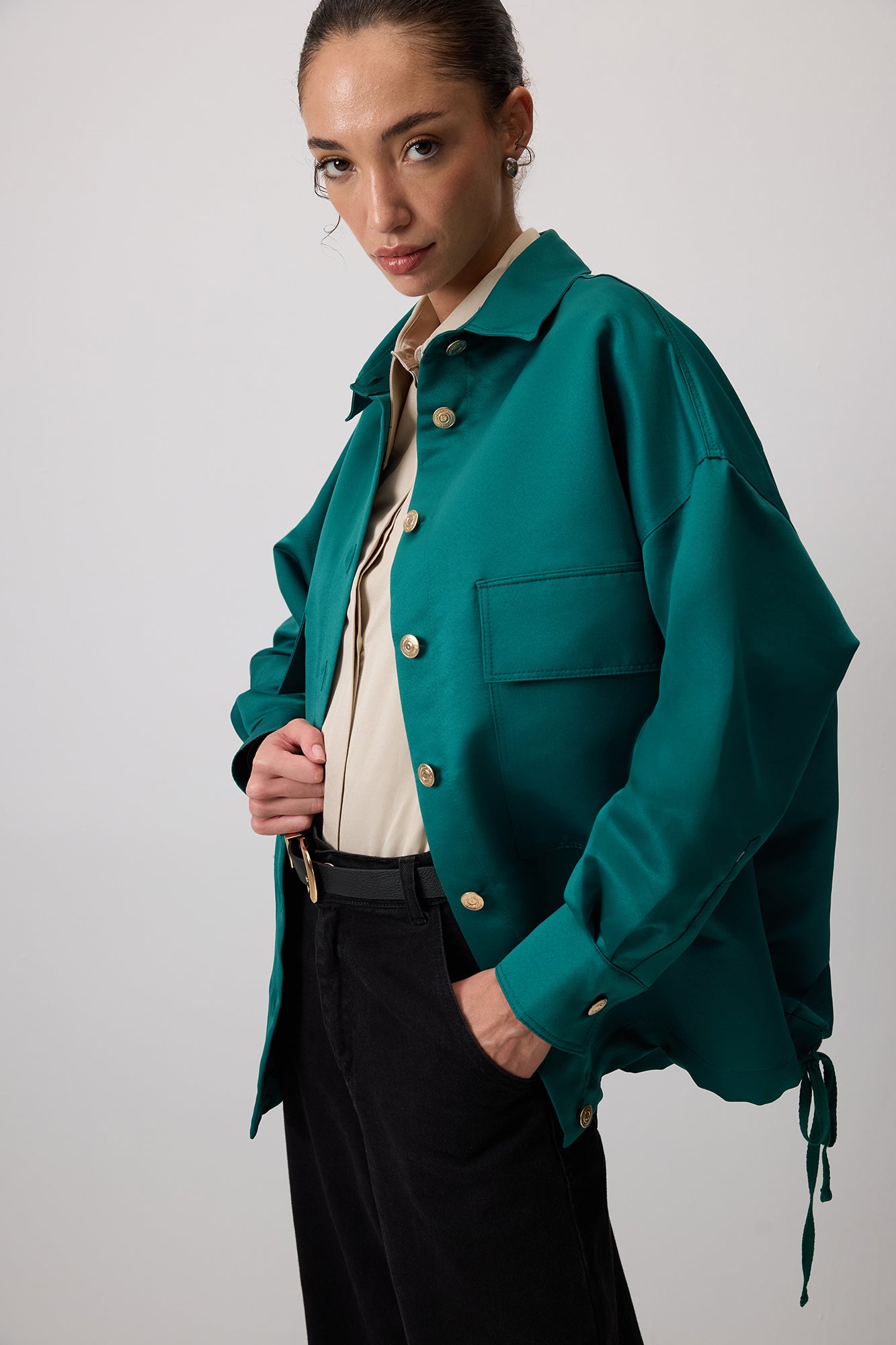 BÜZGÜLÜ SATEN OVERSIZE CEKET