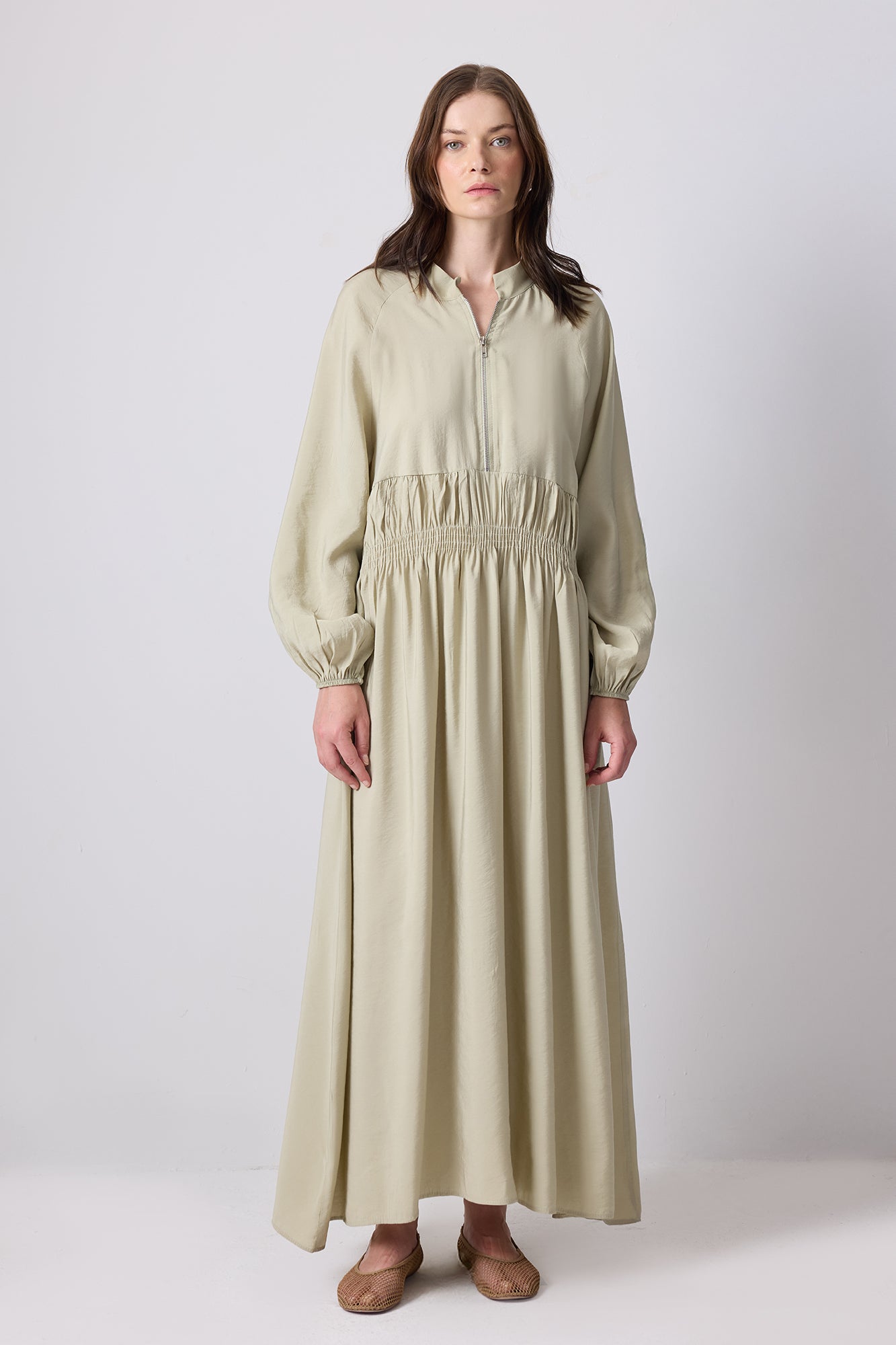 BELİ BÜZGÜLÜ OVERSIZE ELBİSE