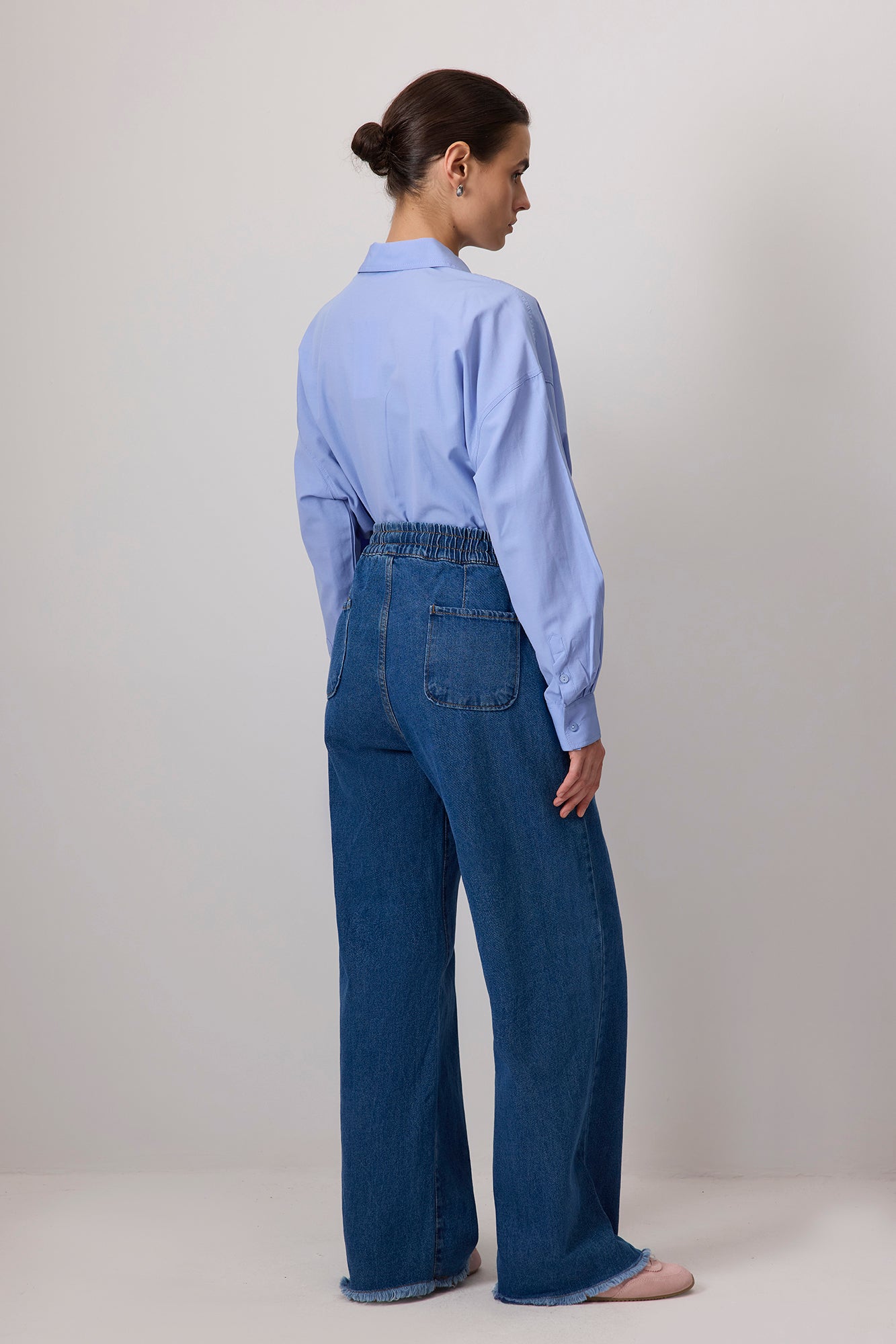 BELİ LASTİKLİ DENİM PANTOLON