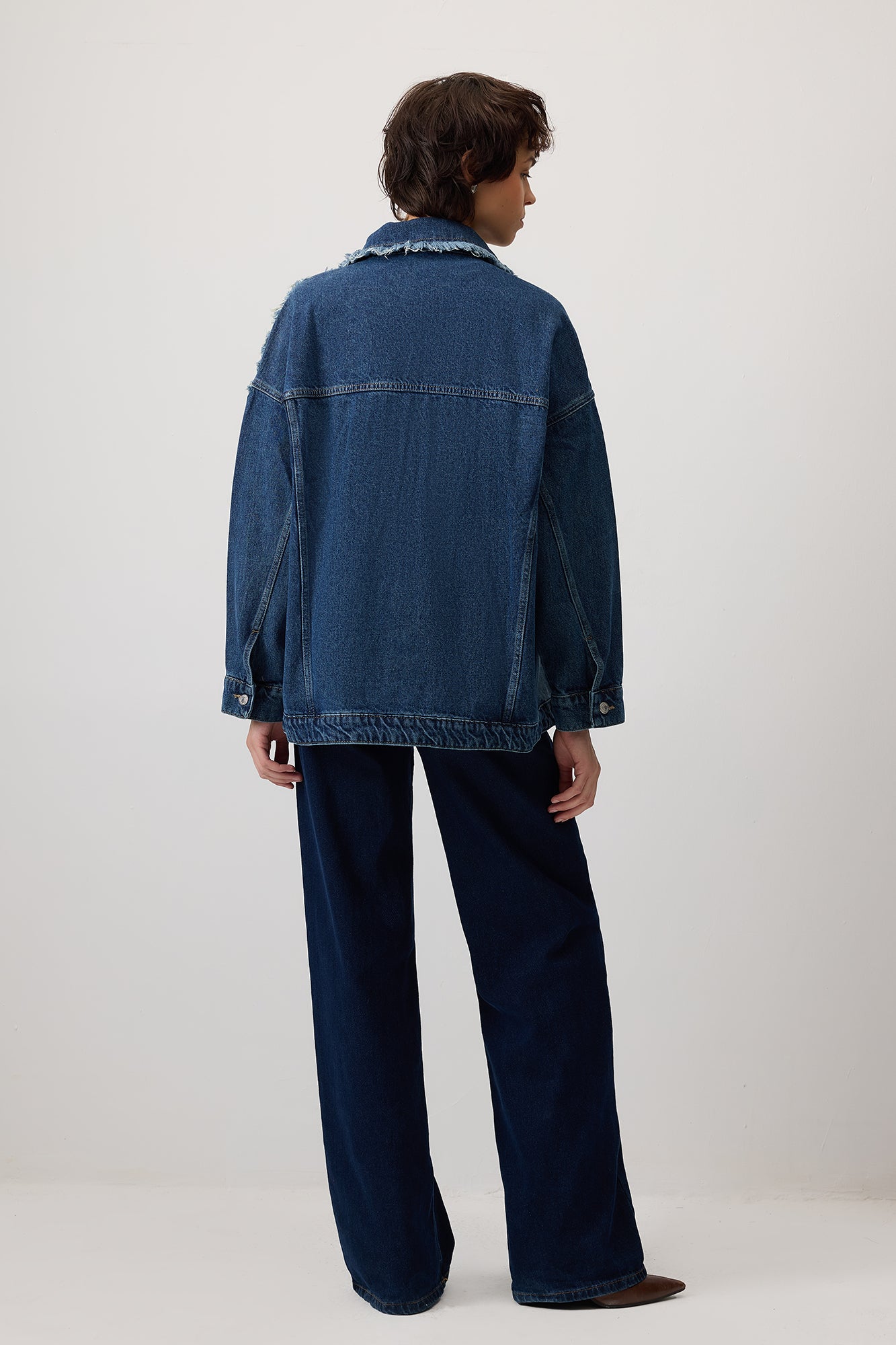 PÜSKÜLLÜ PARÇALI OVERSIZE DENIM CEKET