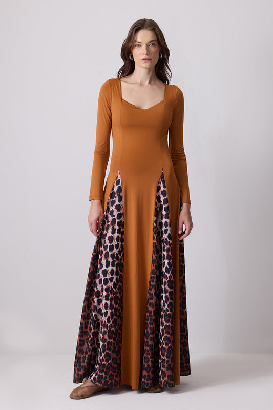 LEOPAR DESEN PİLELİ ELBİSE